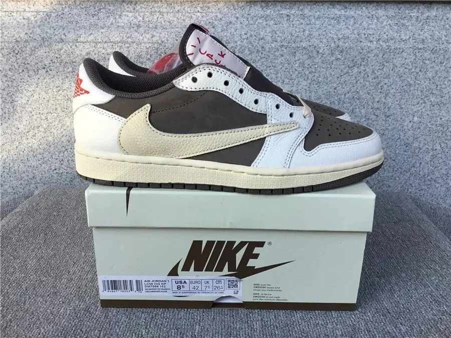 Nike Air Jordan 1 Low Sneakers（33+ Styles） 7