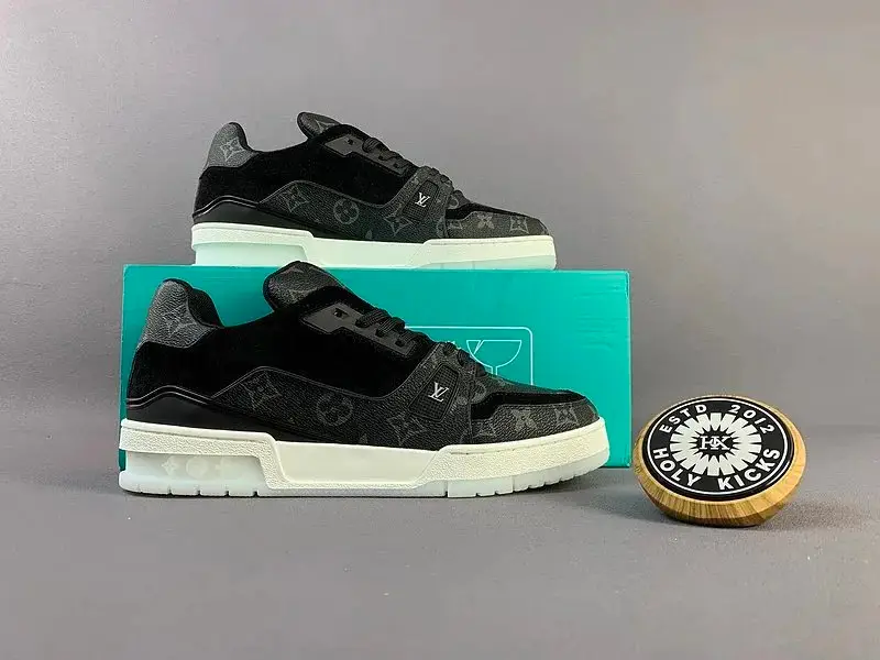 Louis Vuitton Trainer Sneakers 10