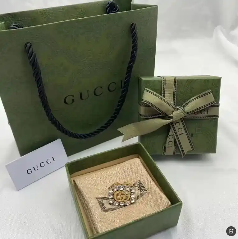 Gucci Ring 4